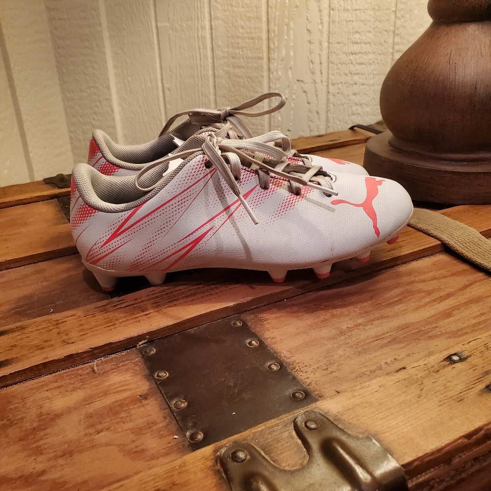 Puma Attacanto FG/AG Jr. soccer cleats size 2